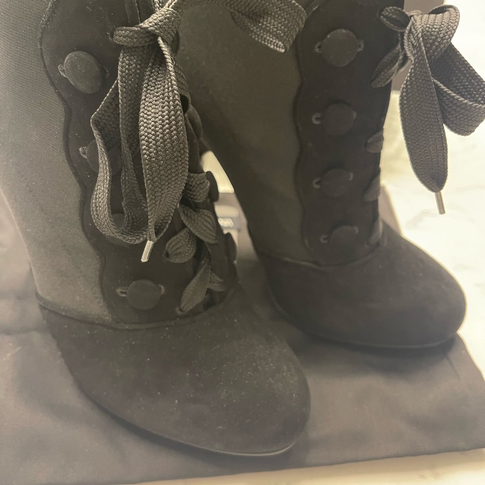 Dolce & Gabbana booties Euro 40 size 10 - Picture 9 of 9